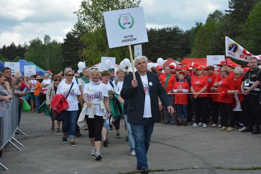 W Senioriadzie wzięło udział prawie 900 osób ZDJĘCIA