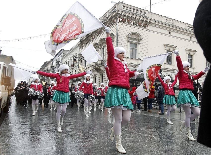 27 finał WOŚP w Łodzi. Parada ulicą Piotrkowską [zdjęcia]