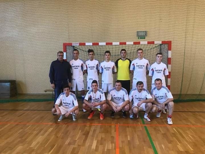 14. edycja Opatowskiej Ligi Futsalu wystartowała. Za nami pierwsza porcja emocji