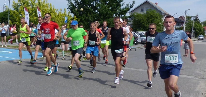 W niedzielę w Kielcach odbył się bieg na 12 kilometrów z...