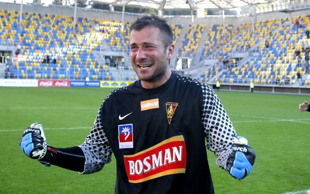 Radosław Janukiewicz w Śląsku debiutował w ekstraklasie, a z Pogonią m.in. grał w finale Pucharu Polski i awansował do elity