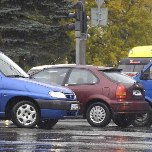 Od rana nie dziala sygnalizacja świetlna na skrzyzowaniu...