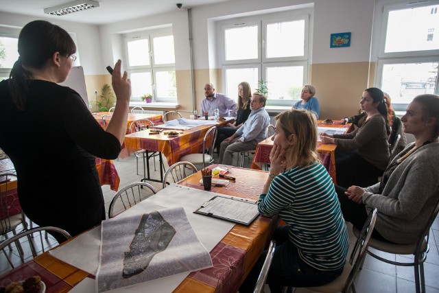 W poniedziałek w szkole przy ul. Śląskiej odbyły się warsztaty w sprawie rewitalizacji osiedla Okole. Mieszkańcy wyrażali swoje zdanie na temat potrzeb osiedla.