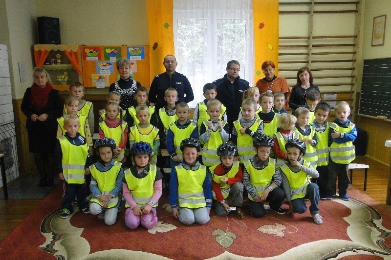 Tym razem zwoleńscy policjanci odwiedzili szkołę w...
