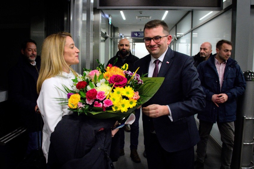 Szefowa Parlamentu Europejskiego Roberta Metsola z wizytą w Krakowie. Spotkała się z wojewodą Łukaszem Kmitą