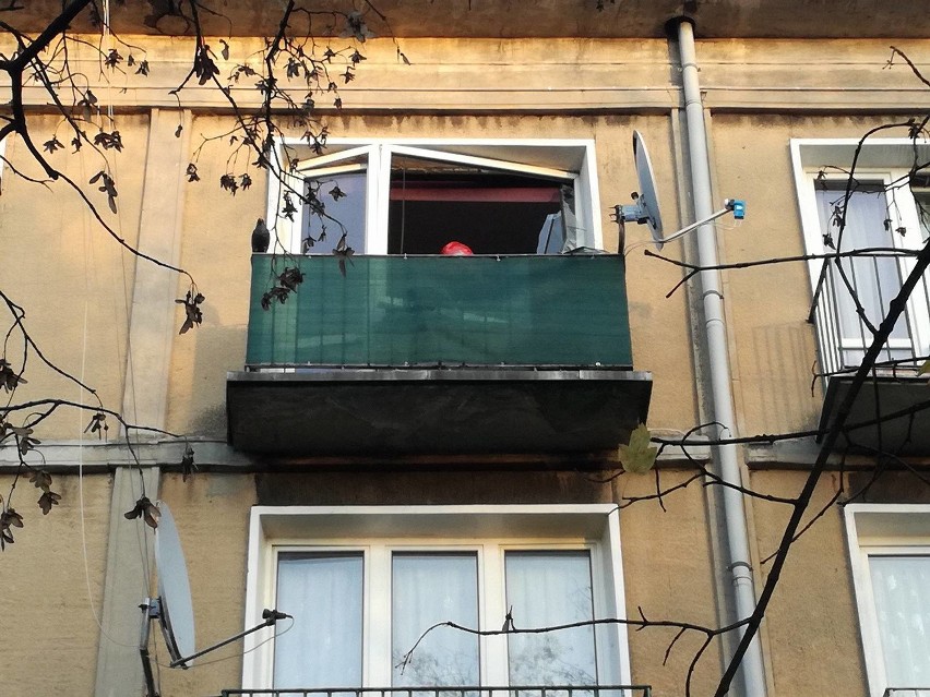 Wybuch gazu w mieszkaniu przy ul. Czarnieckiego w Tychach [ZDJĘCIA]
