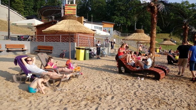 W Wąbrzeźnie co roku możemy korzystać z plaży nad Jeziorem Zamkowym