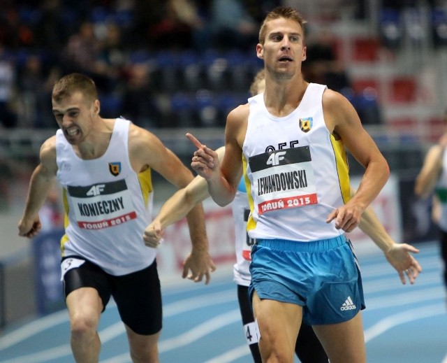 Marcin Lewandowski pewnie wygrał na 800 m, Karol Konieczny srebro przegrał o włos.