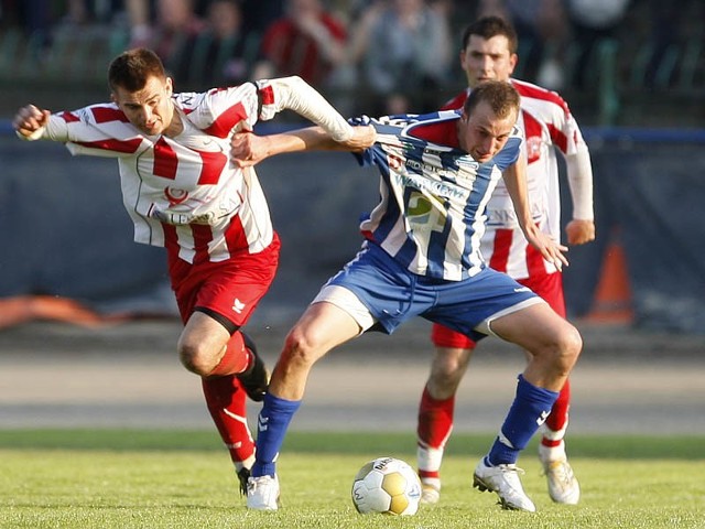 Stal Rzeszów - Resovia RzeszówResovia pokonala Stal Sandeco w derbowym meczu 2:1.