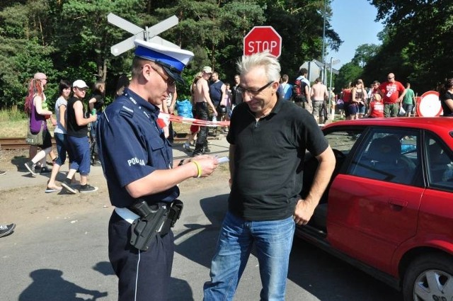 W tym roku nad bezpieczeństwem uczestników Przystanku Woodstock 2012 będzie czuwało ponad tysiąc stu policjantów.