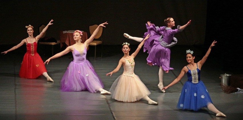 Spektakl baletowy "Kopciuszek" w teatrze w Grudziądzu