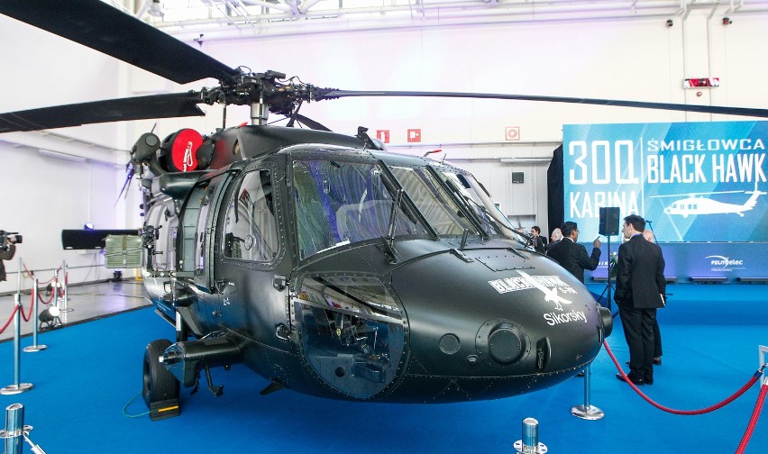 Black Hawk 300 kabina wyprodukowana przez PZL Mielec.