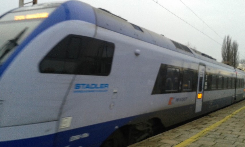 To historyczna chwila: pociągi Intercity zatrzymują się w Przysusze i można nimi dojechać do stolicy, czy Krakowa