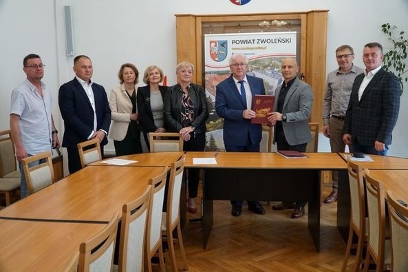 Umowa podpisana! Będzie remont mostu na ważnej drodze Odechów-Sienno-Ostrowiec 