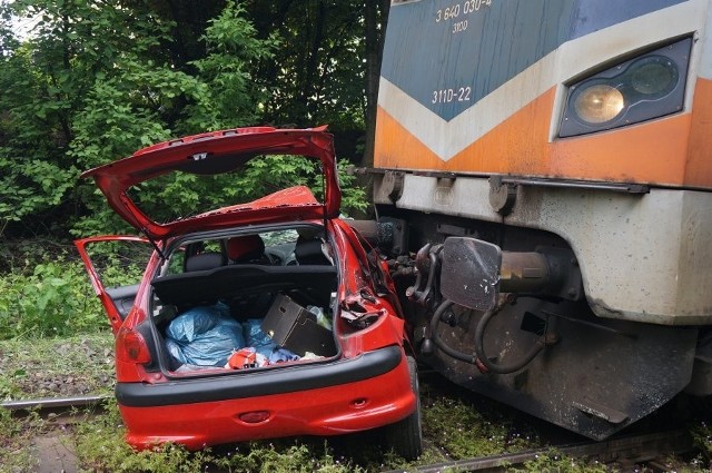 Wypadek w Rybniku na przejeździe kolejowym