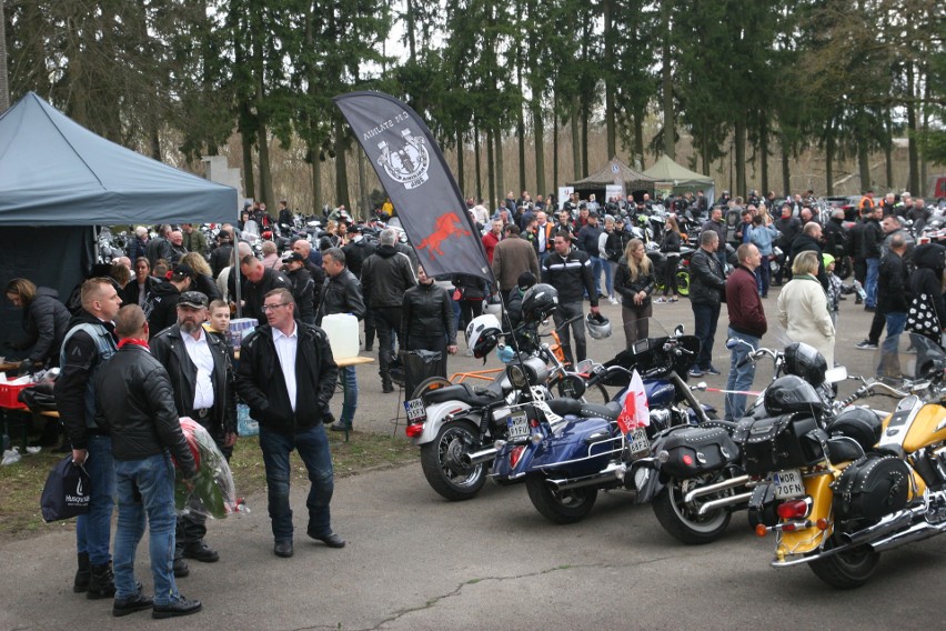 Otwarcie sezonu motocyklowego z grupą motocyklową Stajnia. Komorowo, 24.04.2022. Zdjęcia