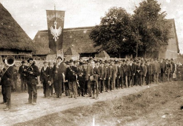 Pochód odbył się 3 maja 1920 roku. Alojz Szulc o mało nie trafił za to do obozu koncentracyjnego.