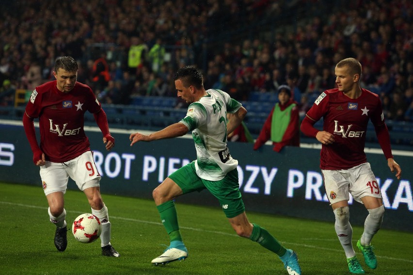 Sławomir Peszko, piłkarz Lechii Gdańsk: Będziemy w grze do końca. Może mamy klucz do wyjazdów