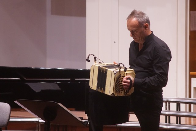 Podczas koncertu w klubie Blue Note tanga Astora Piazzolli zagra Wiesław Prządka