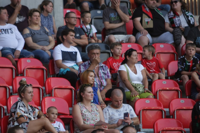 Mecz GKS Tychy z Chrobrym Głogów (1:1) oglądało 5405 widzów....