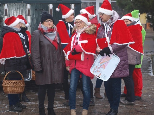 Joanna Malak (druga z lewej) nominowana została do Plebiscytu "Osobowość Roku 2016" w kat. Samorządność i społeczność lokalna