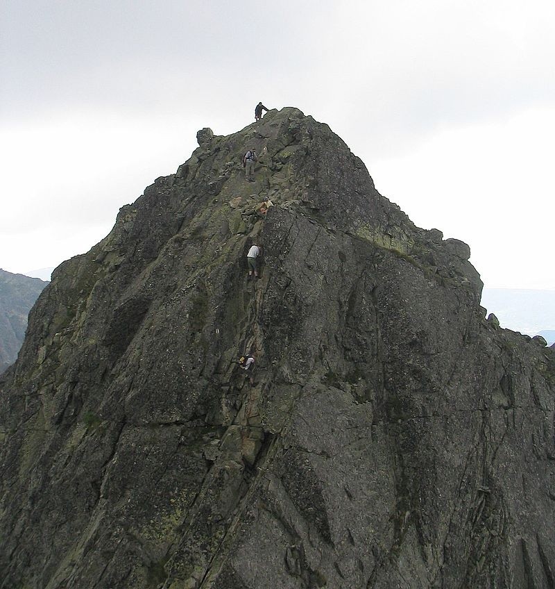 Tatry. Orla Perć - najdłuższy, najbardziej niebezpieczny szlak. Czy jesteś gotowy na jego zdobycie?