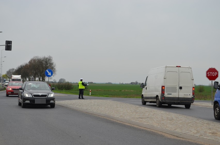 Wypadek na krzyżówce koło Radwanic