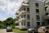 Kredyty mieszkaniowe dostać coraz trudniej, więc Polacy coraz częściej korzystają z profesjonalnej pomocy