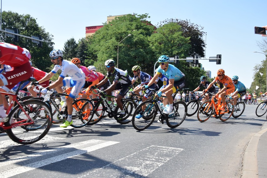 Tour de Pologne 2017 w Zawierciu. Kolarze już wystartowali ZDJĘCIA