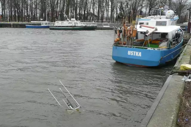 W Darłowie zatonął kuter.