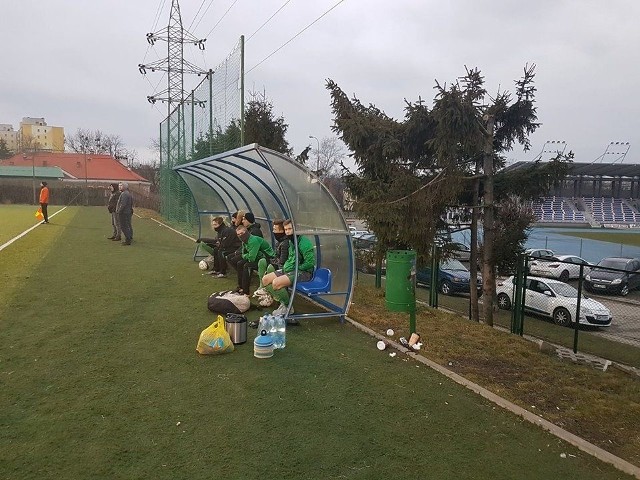 W ciekawym meczu kontrolnym Star Starachowice zremisował w Staszowie z Olimpią Pogoń 3:3.