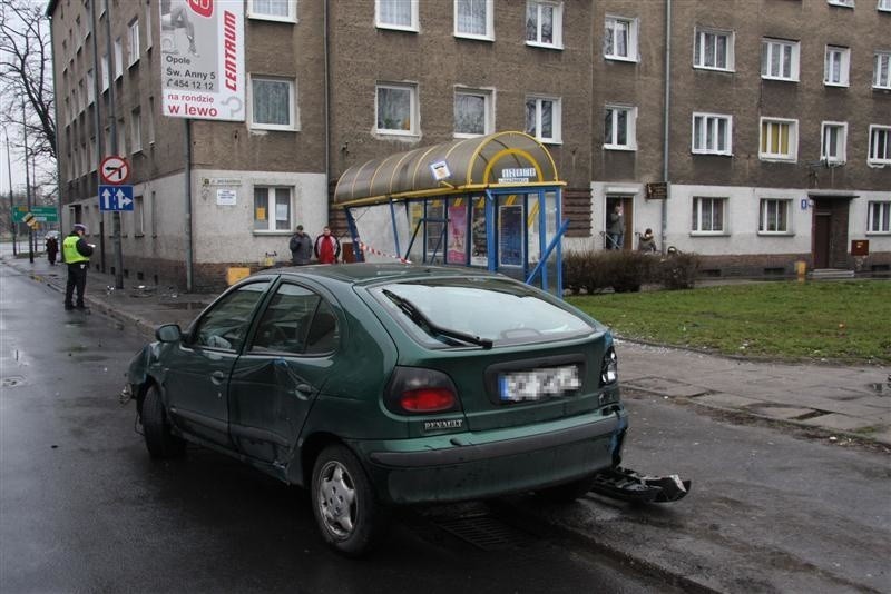 Do wypadku doszlo przy ulicy Niemodlinskiej (przystanek na...