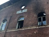 Ogromny pożar pod Wrocławiem. Palił się dworzec kolejowy. 9 osób ewakuowano