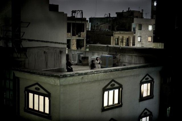Zdjęcie mieszkanek Teheranu, które protestują po wyborach prezydenckich, jednych zachwyciło, innych wręcz przeciwnie.