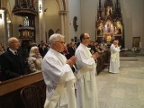 Abp Grzegorz Ryś wyświęcił nowych kapłanów z seminarium 35 plus. Najstarszy jest ponad 30 lat po maturze!
