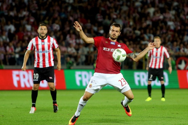 05.08.2016 krakow  mecz cracovia krakow - wisla krakow, wielkie derby krakowa, ekstraklasanz mateusz cetnarski, pawel brozek,fot. andrzej banas / polska press