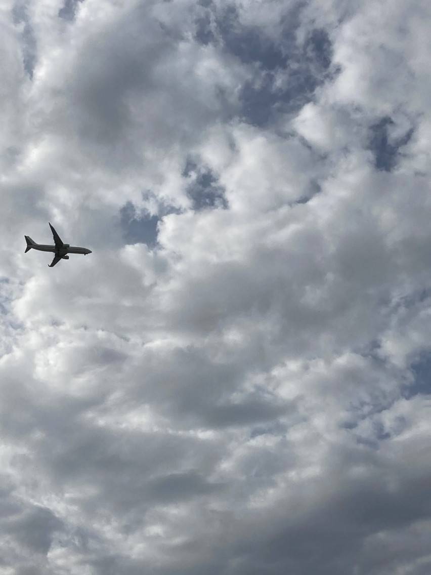 Wojskowy boeing krąży nad Wrocławiem. Co się dzieje?