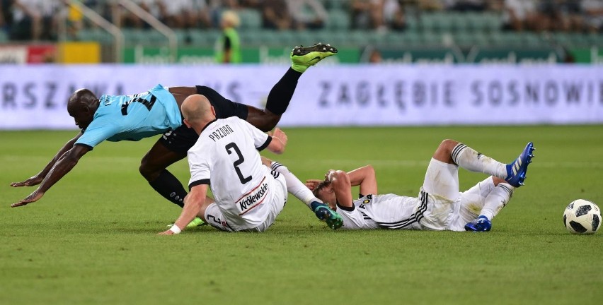 Mecz Dudelange - Legia transmisja. Gdzie oglądać na żywo w...