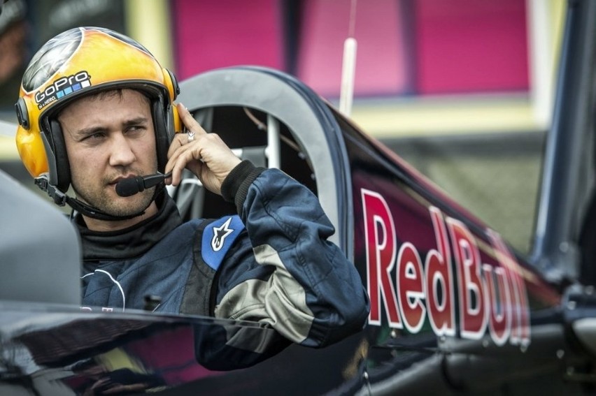 Red Bull Air Race: Łukasz Czepiela z Poznania na wyścigach...