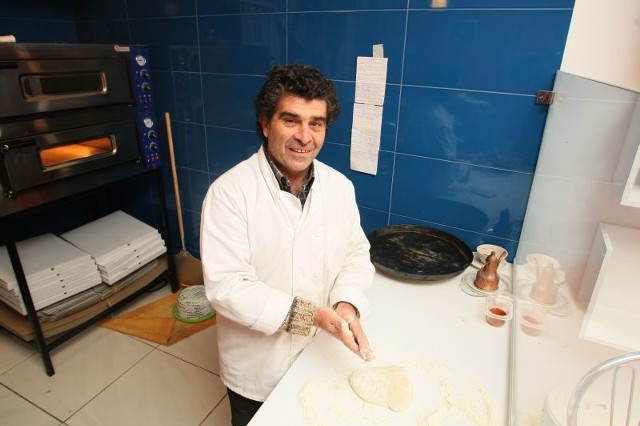 Szefem kuchni nowej kieleckiej pizzerii jest Sycylijczyk Ribera Vito. Sekretem przygotowywanej przez niego pizzy jest ciasto i smaczne dodatki.