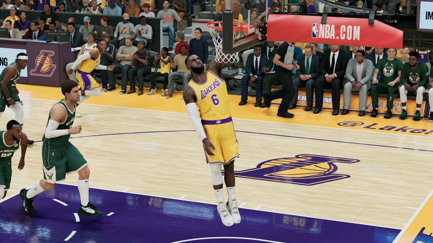 Recenzja gry NBA 2K22: seria kontynuuje obrany kurs
