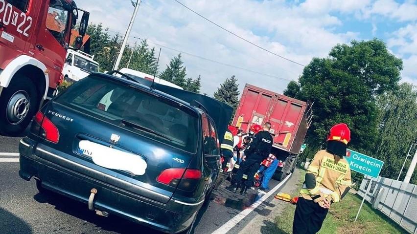 Wypadek w Zelczynie pod Krakowem, zderzyło się kilka pojazdów [ZDJĘCIA]