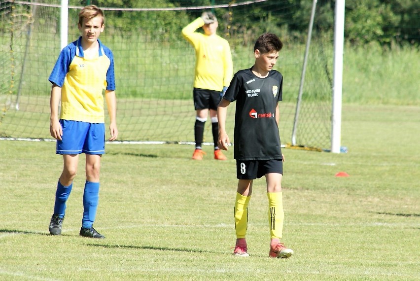 Ciekawy mecz młodzików starszych Czarnych ze Spartą. Gol - stadiony świata