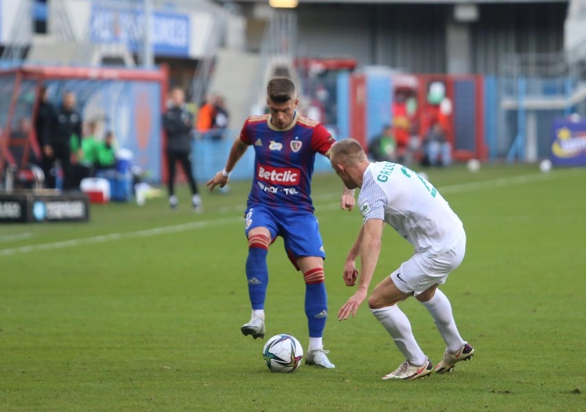 Piast Gliwice niespodziewanie przegrał z Wartą Poznań 0:1...