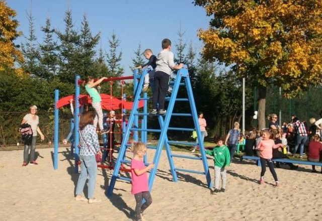 Za pieniądze z drugiej edycji budżetu obywatelskiego wybudowano plac zabaw przy Widnichowskiej