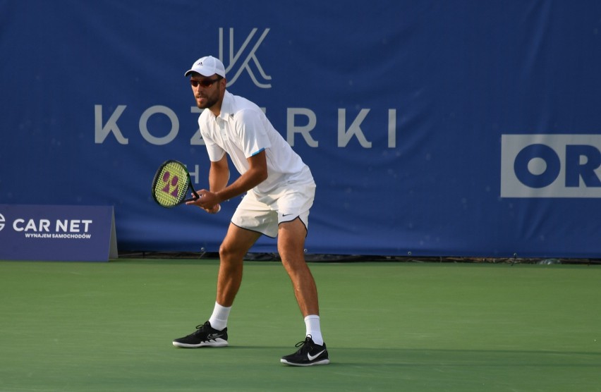 Jerzy Janowicz zwyciężył w efektownym stylu