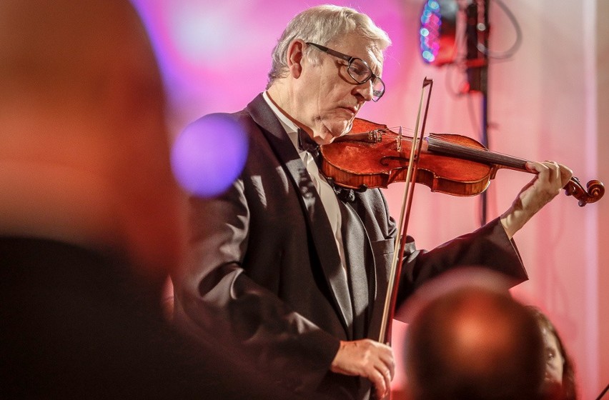 Morskie pieśni w Gdańsku. Patriotyczny koncert Cappelli Gedanensis i Konstantego Andrzeja Kulki preludium obchodów Zaślubin Polski z morzem