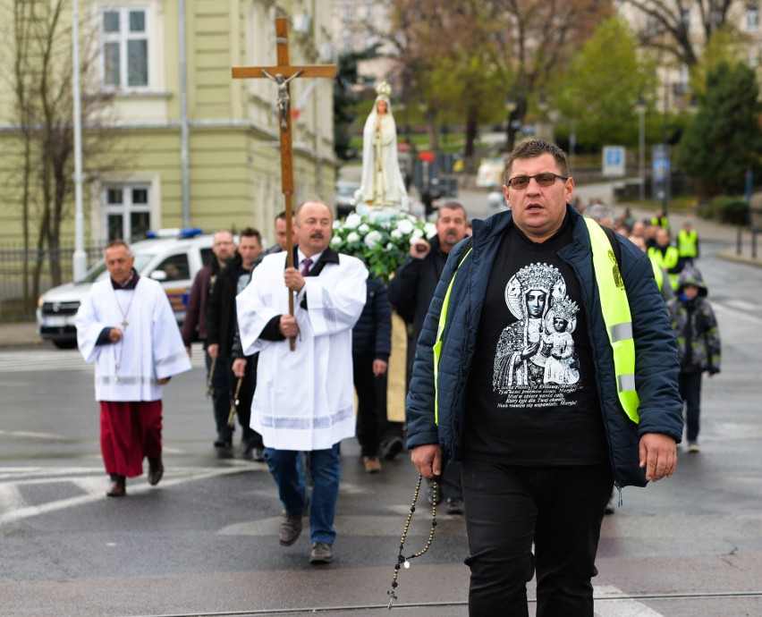 W sobotę 2 listopada odbył się Męski Różaniec w Przemyślu....