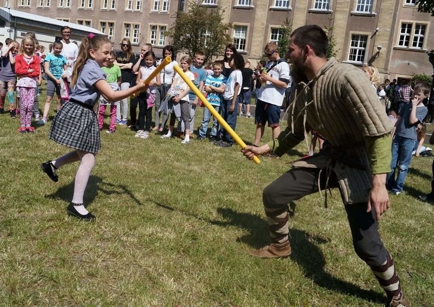 Festyn Jadwiżański w III LO w Inowrocławiu [zdjęcia]