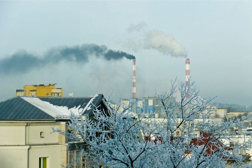 Smog w Polsce: Mapa zanieczyszczenia powietrza w woj....